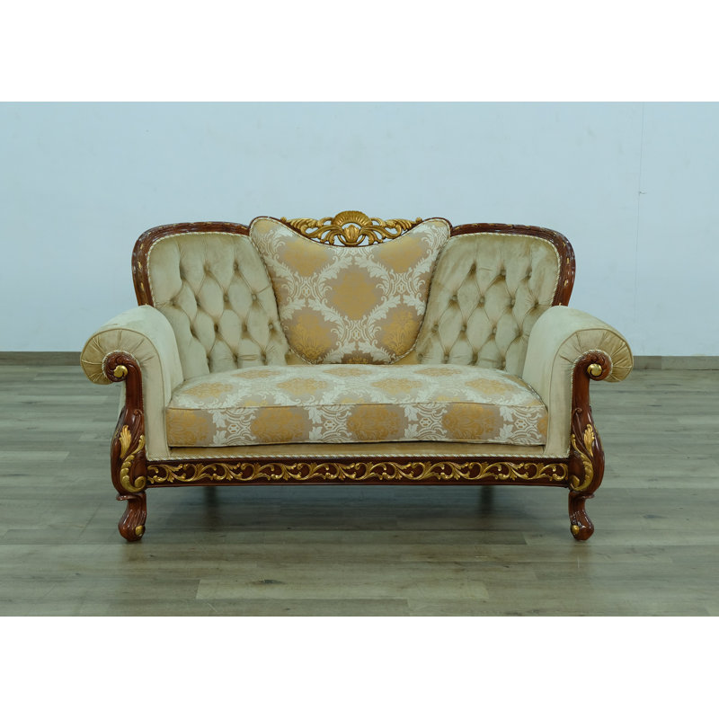 Fantasia Loveseat