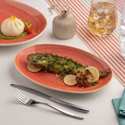 TWISTER-RED Premium Porcelain Oval  Vital Coupe Plate