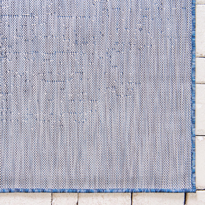 Tapis intérieur / extérieur bleu abstrait Datto, Rectangle 4 pi 1 po x 6 pi 1 po