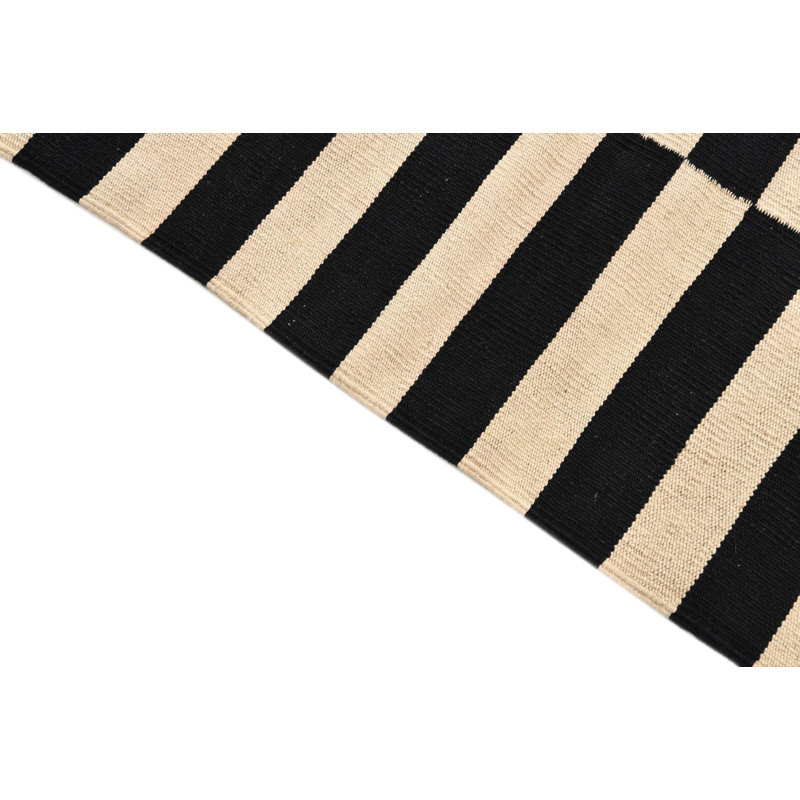 Tapis noir et blanc Orta