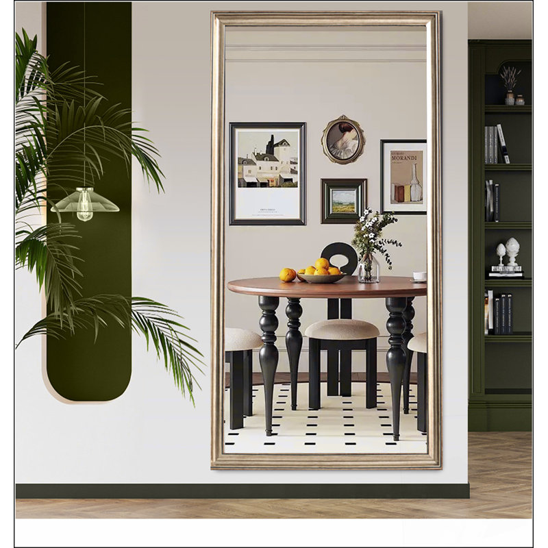 Miroir de plancher 32 po x 70 po avec structure en bois artificiel, conception élégante et durabilité pour un usage domestique et commercial