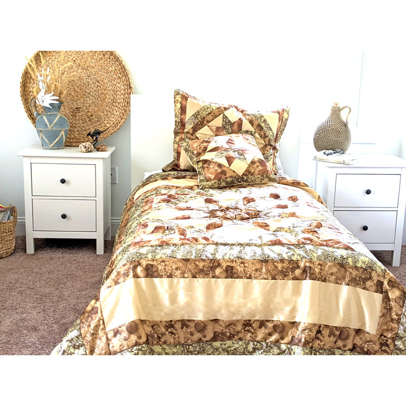 Floral Satin Comforter, Twin
