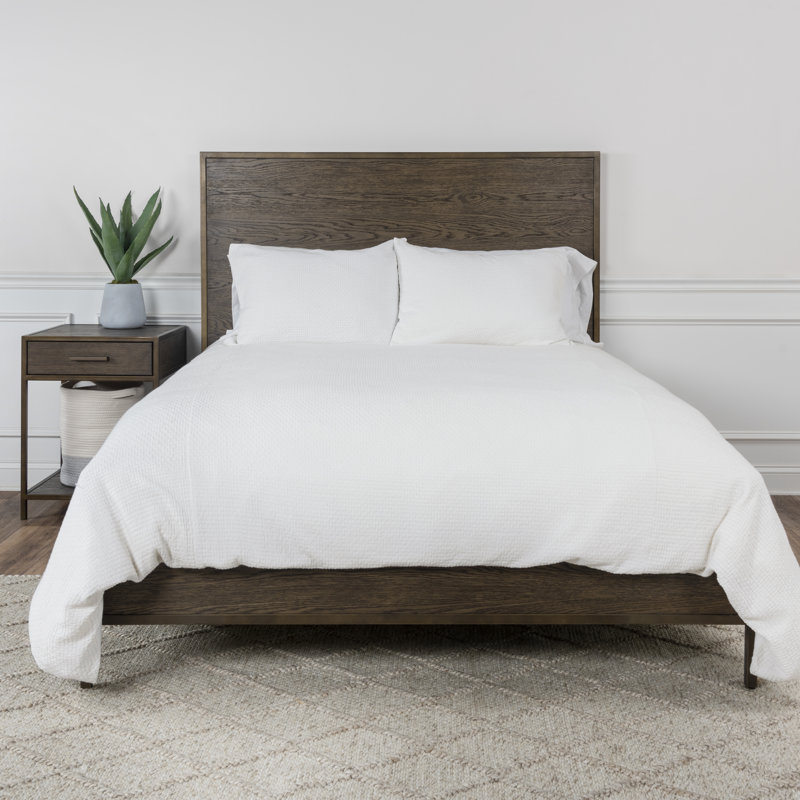 Donovan Modern & Contemporary Cotton Duvet Cover, Queen Duvet Cover + 2 Shams