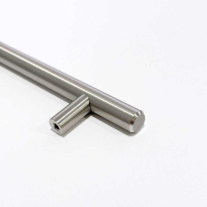 Poignée barre en T, Nickel brossé, 3 13/16"