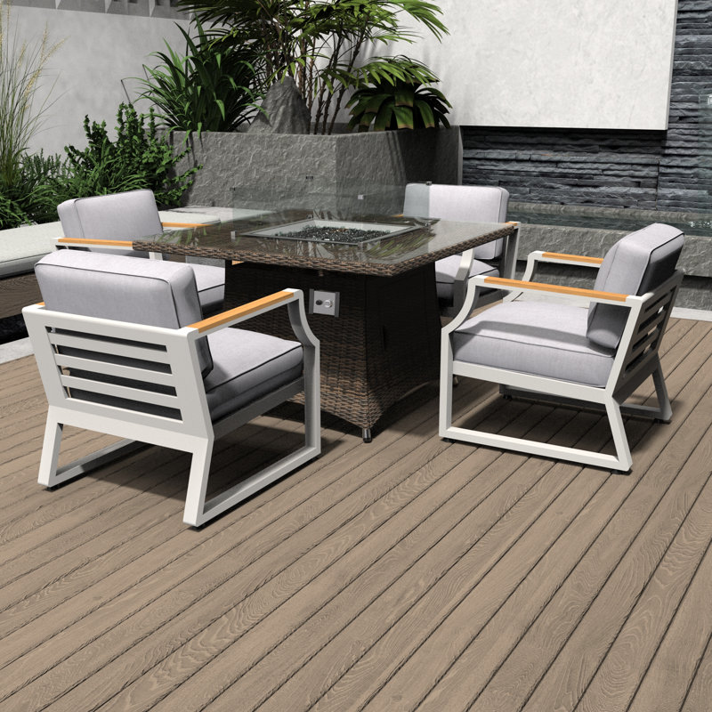 Evander Wicker 4 - Person Patio Conversation Set with Cushions