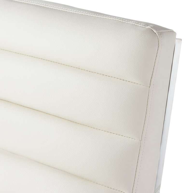 Fauteuil contemporain en cuir blanc avec siège ergonomique et rembourrage doux et élégant