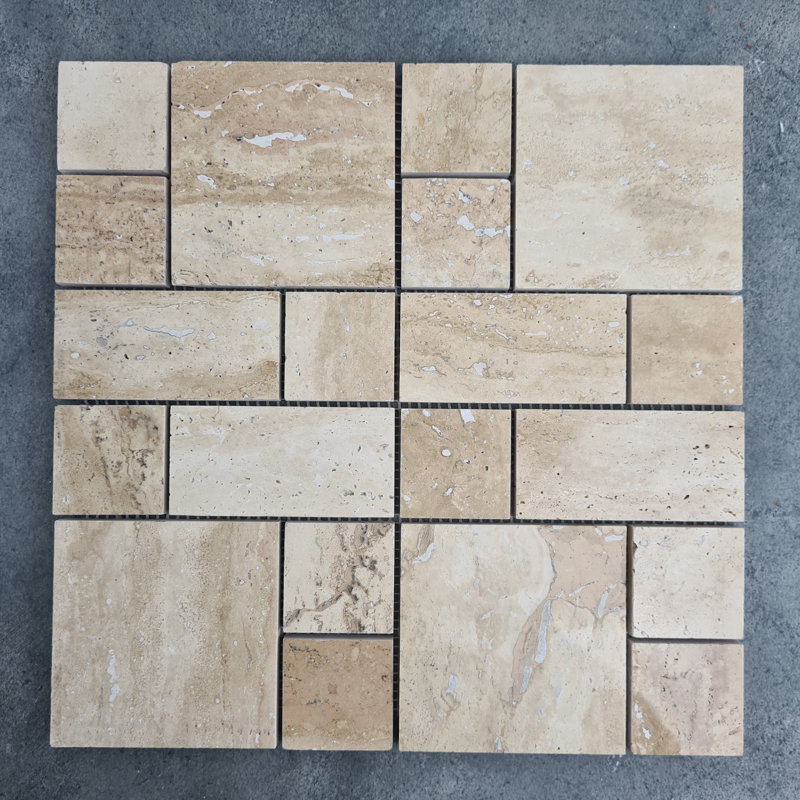 Carrelage mosaïque en travertin de taille aléatoire