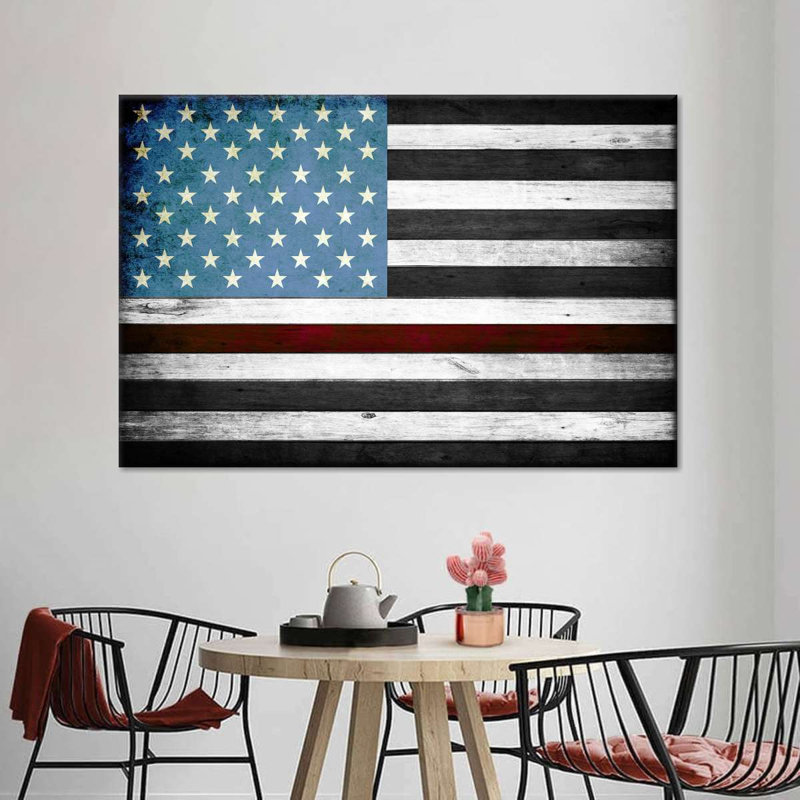 Drapeau en bois pompier, H 24 po x l 36 po x P 1,25 po