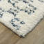 Tapis à poil long ivoire à carreaux jiya-286380661