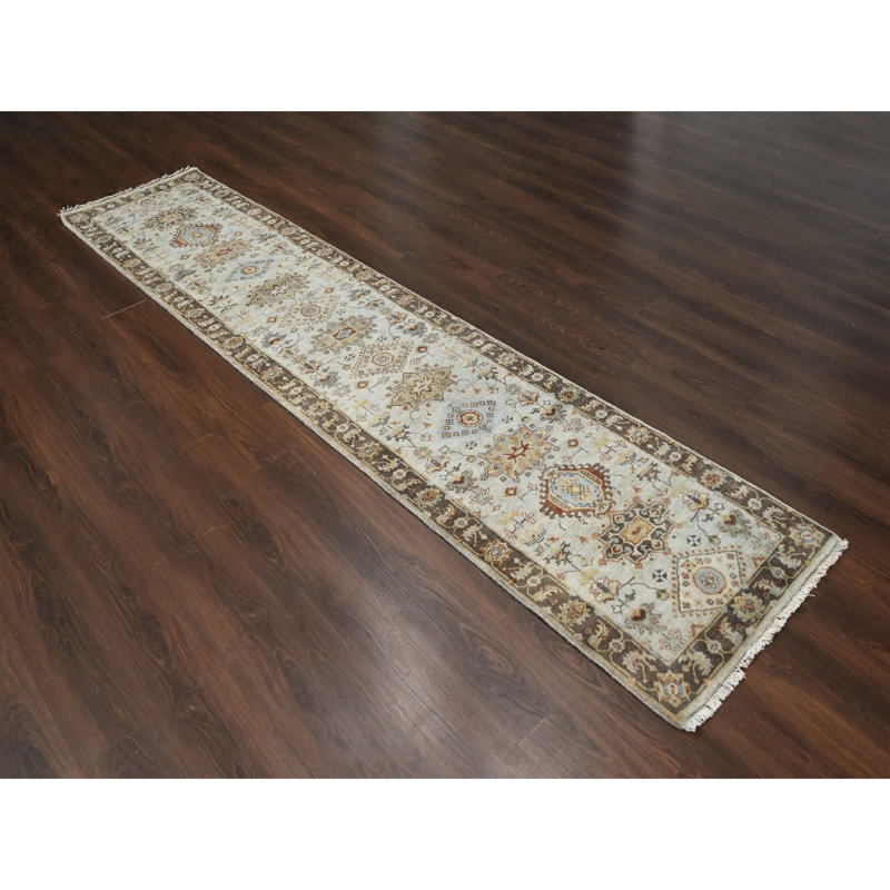 Tapis unique 2 pi 8 po x 12 pi Turaya Gris