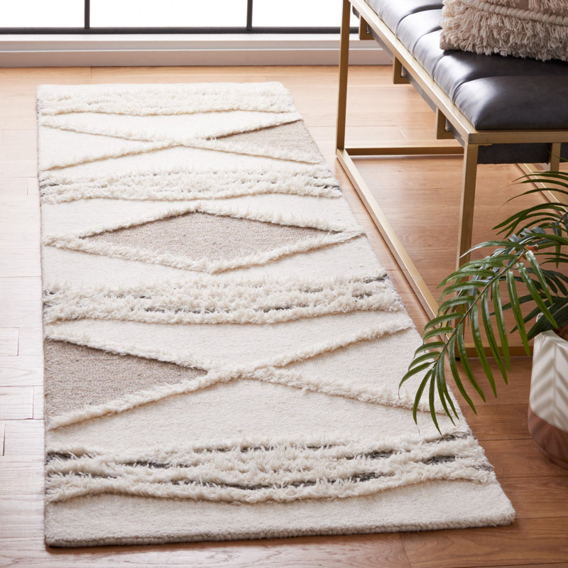 Jacobo Hand Tufted Wool/Cotton Geometric Rug in Brown/Ivory, Runner 2'3" x 8'