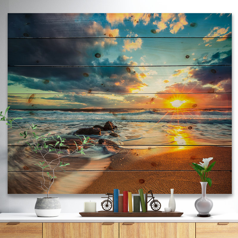 «Beautiful Cloudscape over the Sea», impression, H 34 po x l 44 po, Bois