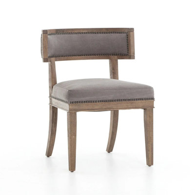 Chaise en bois Roman
