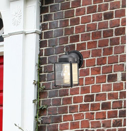Nerstrand Wall Light