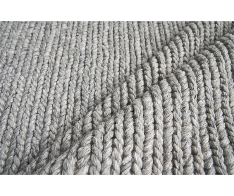 Lauryn Area Rug in Gray, Rectangle 6' x 9'