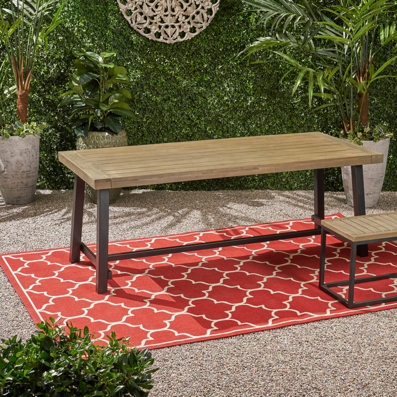 Table de salle à manger d'extérieur en bois - aspect industriel moderne, gris avec accents gris et noir