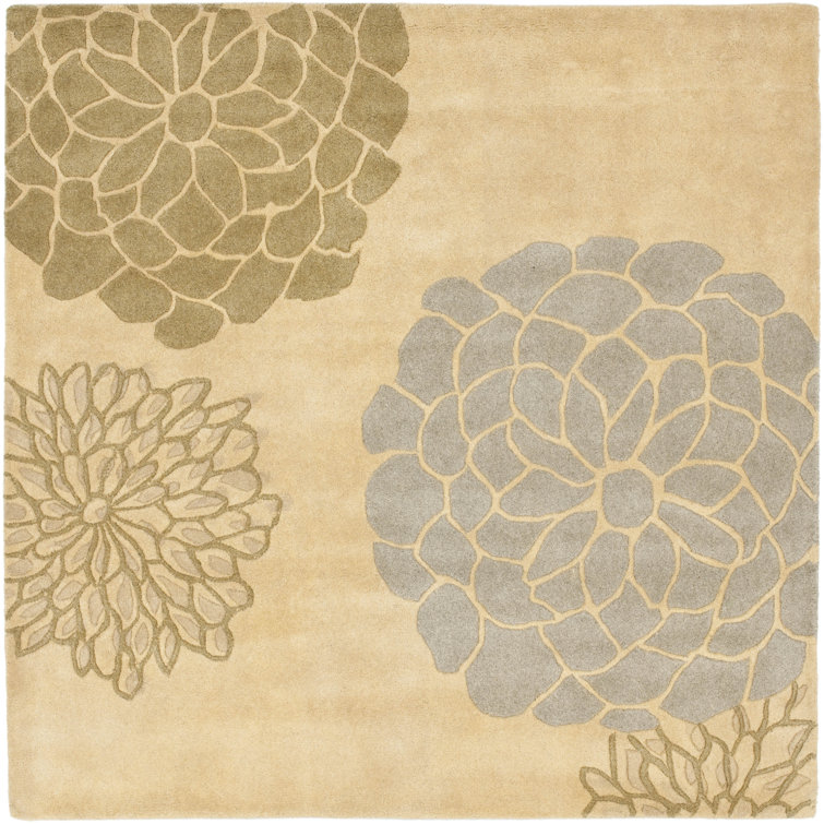 Clovill Hand Tufted Wool Floral Rug
