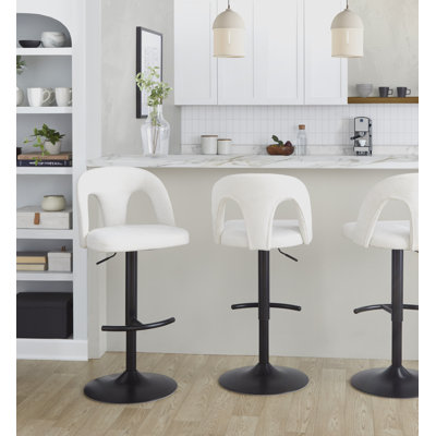 Tabourets de bar réglables Caden avec repose-pieds arrondi en T