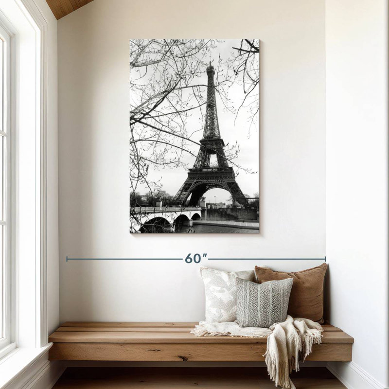 Tour Eiffel le long de la seine, H 45 po x l 30 po