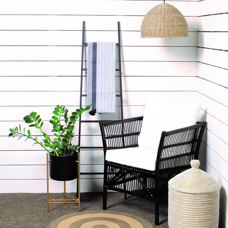 CHAISE EN OSIER ROTIN NOIR