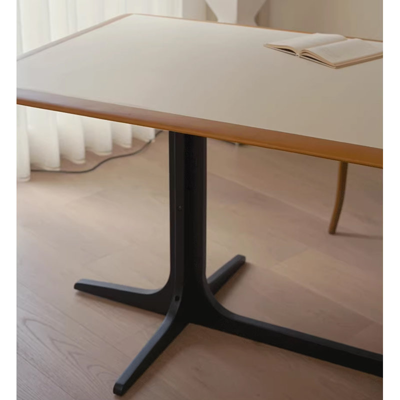 Table de salle à manger style français Mid-Century en bois massif, 29.53" H x 55.12" L x 33.46" D