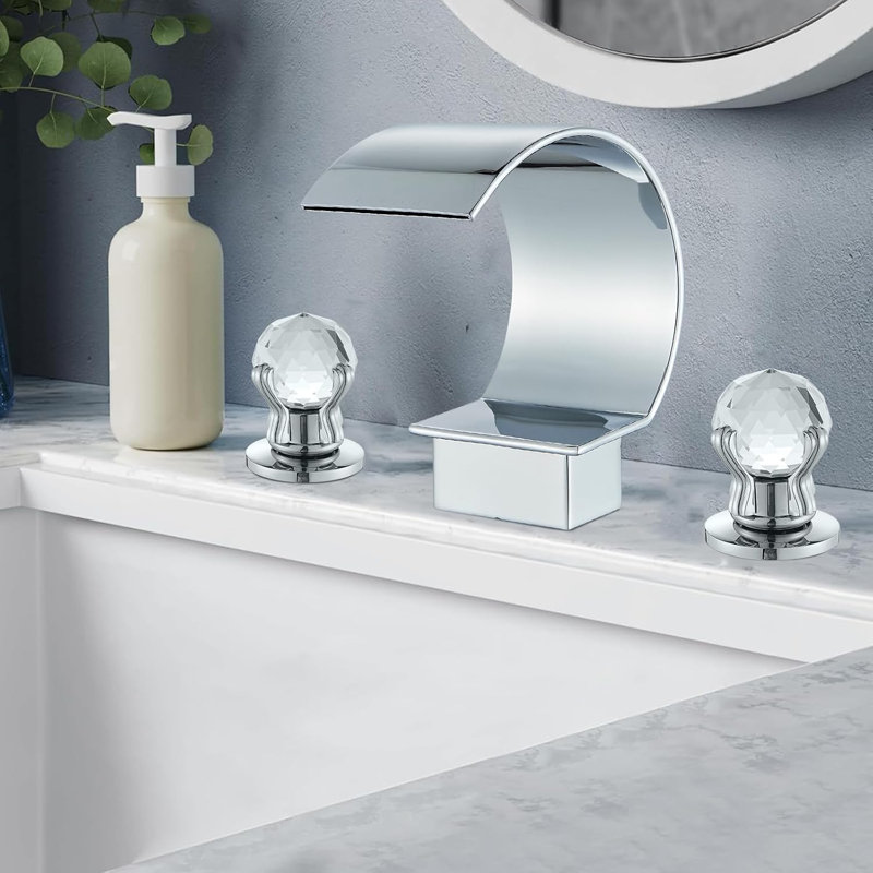 Robinet de salle de bain High Arc Waterfall
