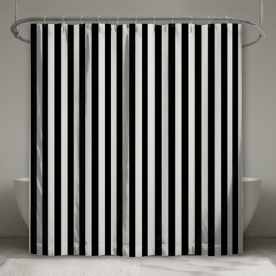 Rideau de douche noir et blanc à rayures - Décoration de salle de bain moderne
