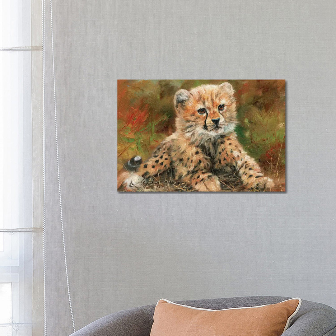 Cheetah Cub Laying Down von David Stribbling - Galerie-umwickelte Leinwand Giclée auf Leinwand