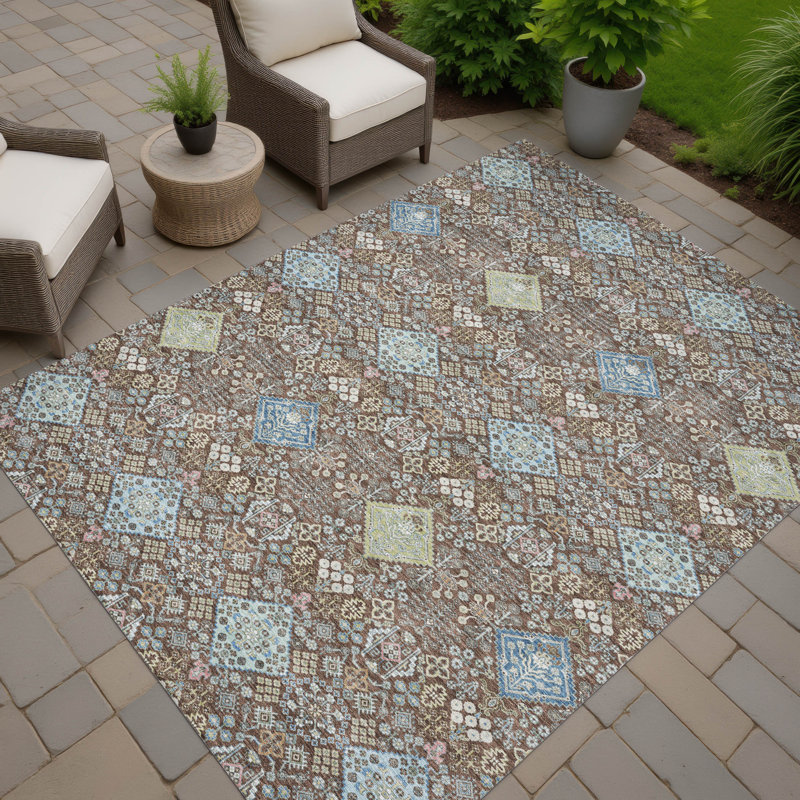 Machine Washable Indoor/Outdoor Chantille ACN2440 Traditional Rug, Chocolate, 5' x 7'6"