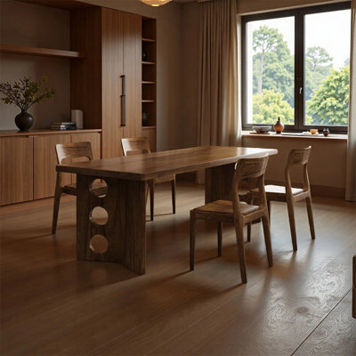 Retro and Fashionable Solid Wood Dining Table