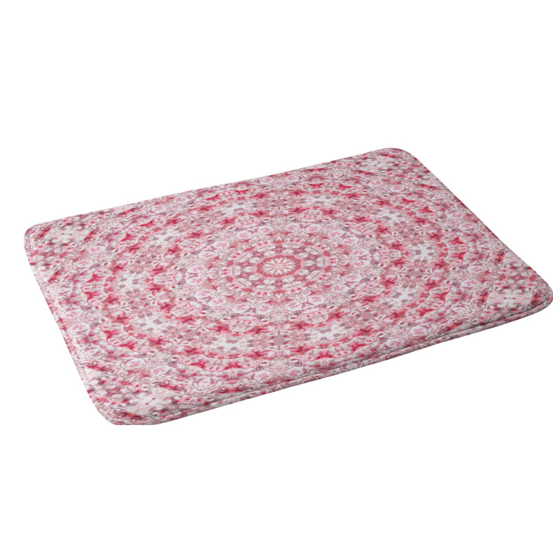 Tapis pour salle de bain kaleido rosé lisa argyropoulos boho