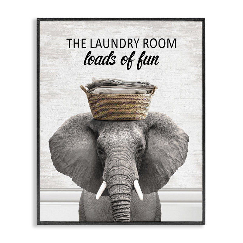 «Charges Of Fun Laundry Elephant», estampe numérique giclée, H 20 po x l 16 po, Giclée encadrée noir minuit