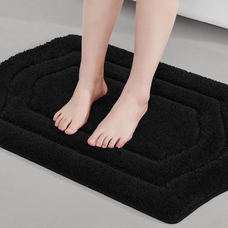 Tapis pour salle de bain Shilynn, L 24 po x L 36 po, Rouge