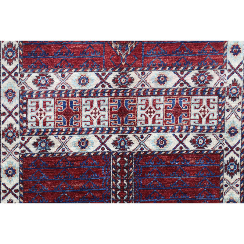 Tapis unique bleu, rouge et ivoire de 3 pi 11 po x 5 pi 11 po