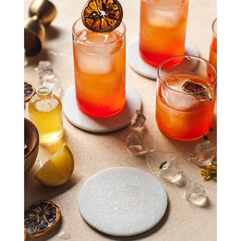 Laurel Marble Round Coaster Set With Holder