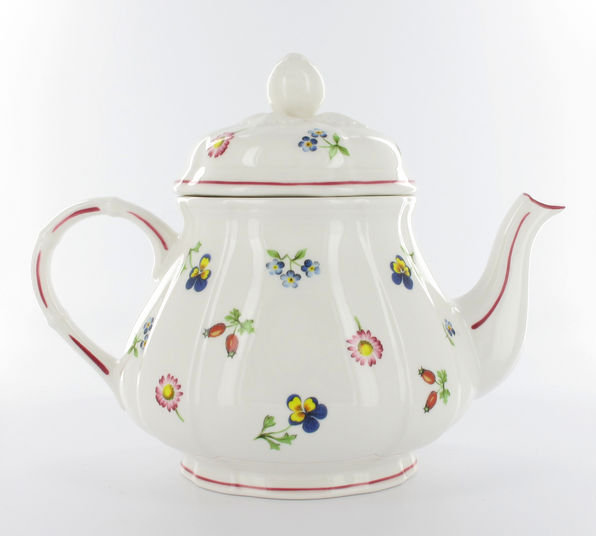 Petite Fleur 1.06-qt. Teapot