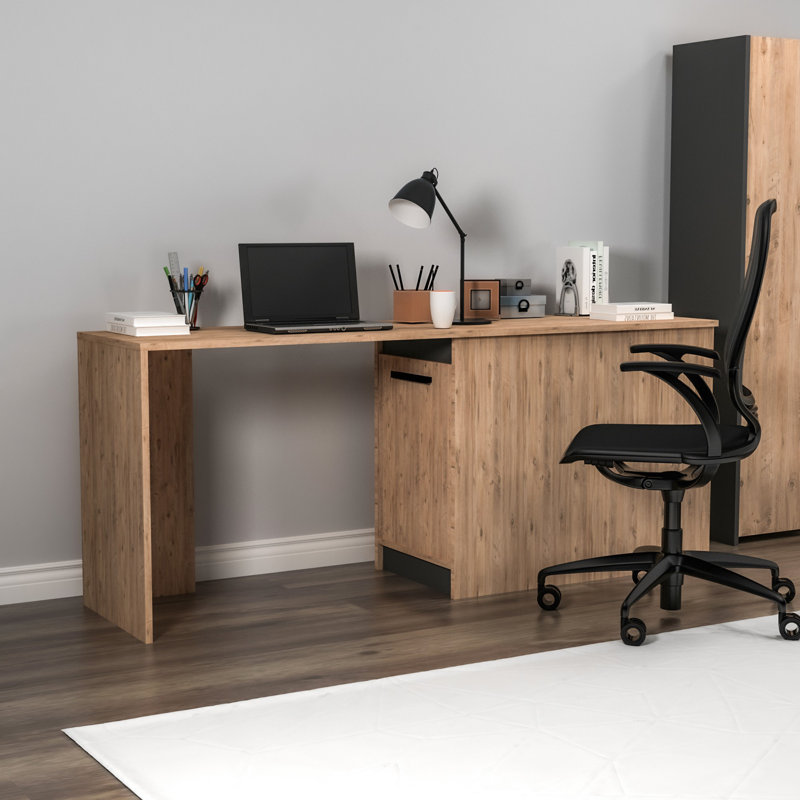 Bureau d'étudiant, Beige