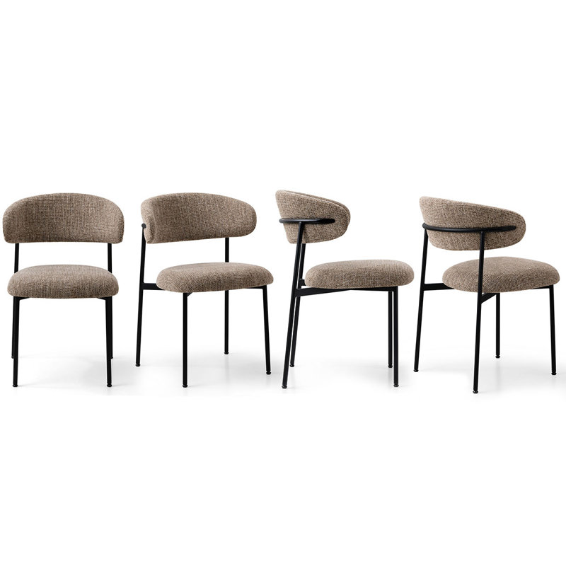 Chaise rembourrée avec pieds en métal, Marron clair