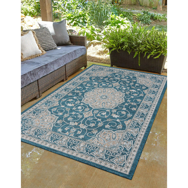 Horatius Flatweave Indoor Rug, Rectangle 5' x 6'11"
