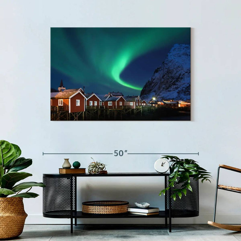 Alvord Reine Aurora Borealis