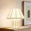 Lampe de table géométrique en résine 13,98 po Bainbridge