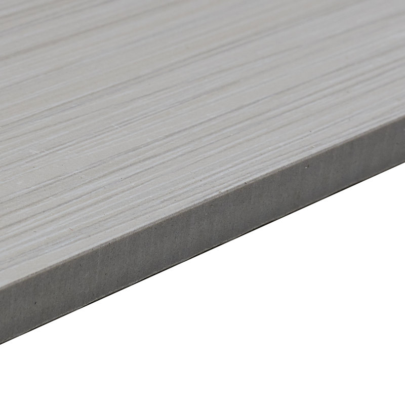 Carreau en porcelaine aspect bois 12 po x 24 po Fabrique, Lin crème