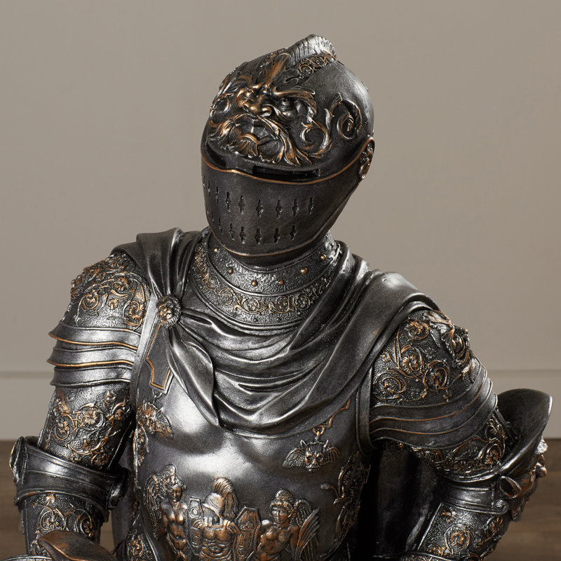 Statue de chevalier de la garde du roi