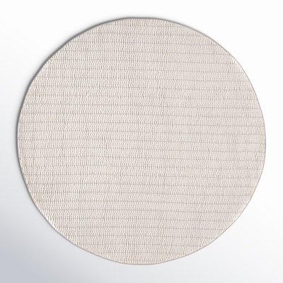Finnick 706 Area Rug In Ivory