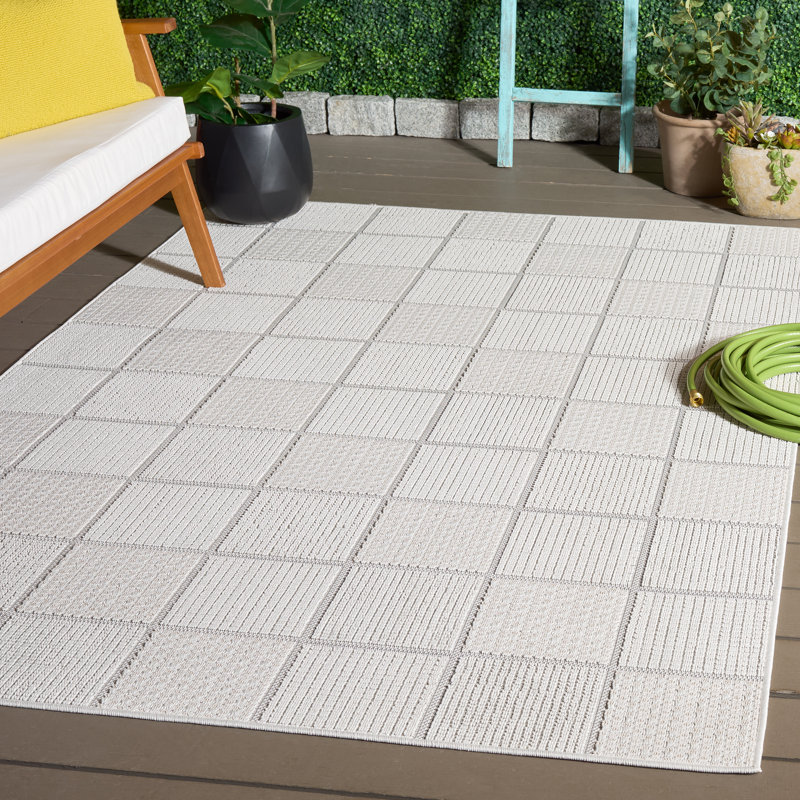 Veranda Performance Geometric Indoor Rug, Rectangle 5'3" x 7'6"