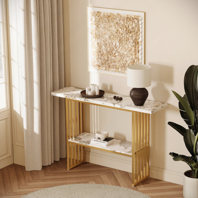 Console moderne avec cadre en métal doré, table d'entrée chic avec tablette de rangement pour le décor du salon