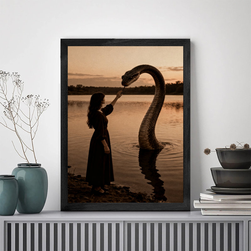 Art rétro encadré noir, fille et serpent, impressions de style rétro, H 37 po x l 25 po