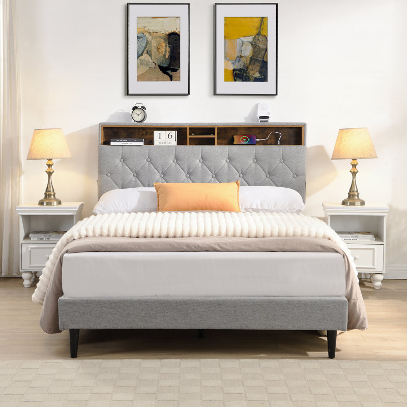 Base de lit tapissier grand format avec tête de lit en lin capitonné, ports USB, station de charge pratique, deux poches latérales