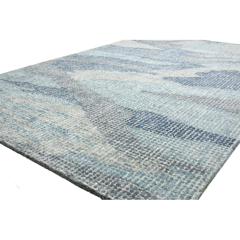 Handmade Blue Wool and Viscose 5' x 7' Tufted Rug