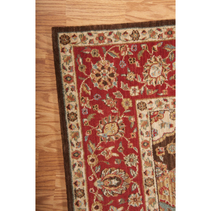 Tapis rouge en laine Neddra, Rectangle 8 pi 3 po x 11 pi 3 po
